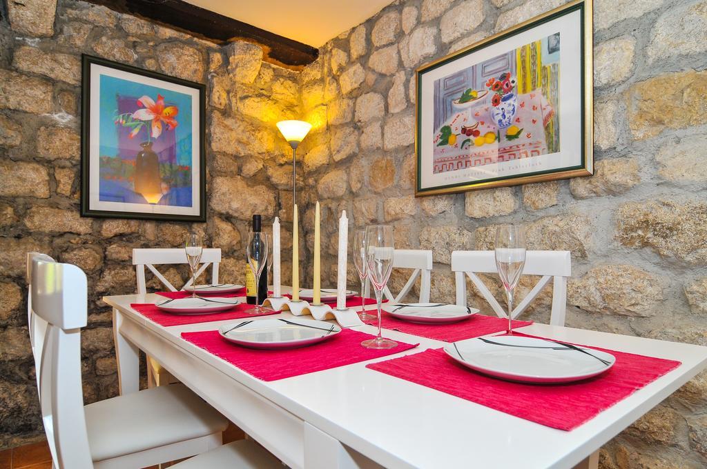 Holiday Home Maris Котор Екстериор снимка