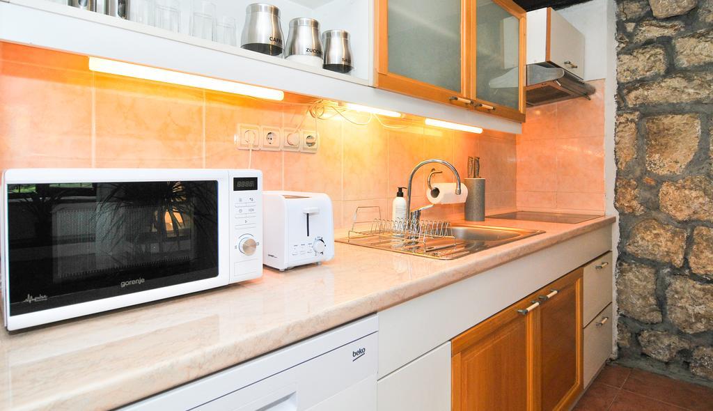 Holiday Home Maris Котор Екстериор снимка