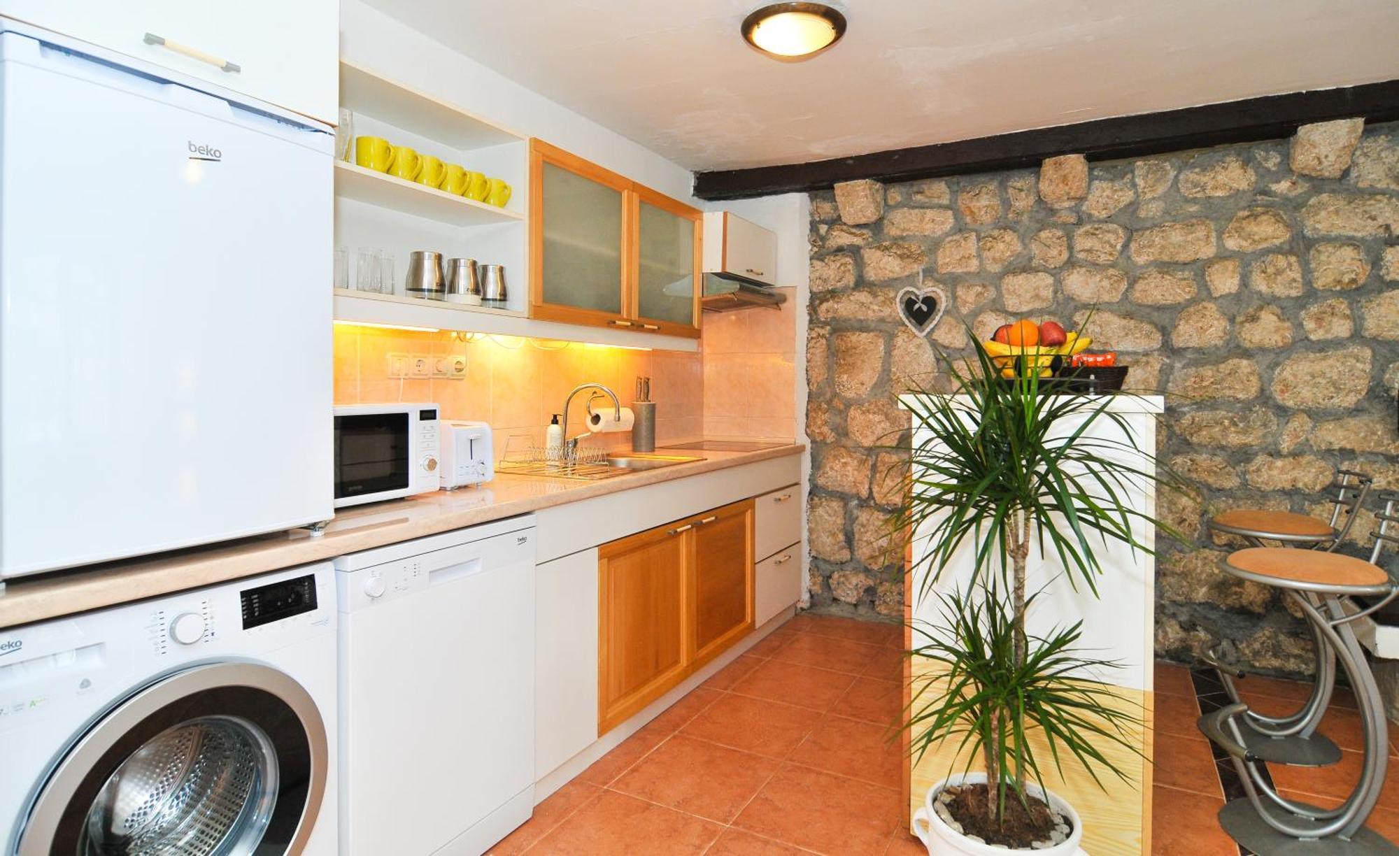 Holiday Home Maris Котор Екстериор снимка